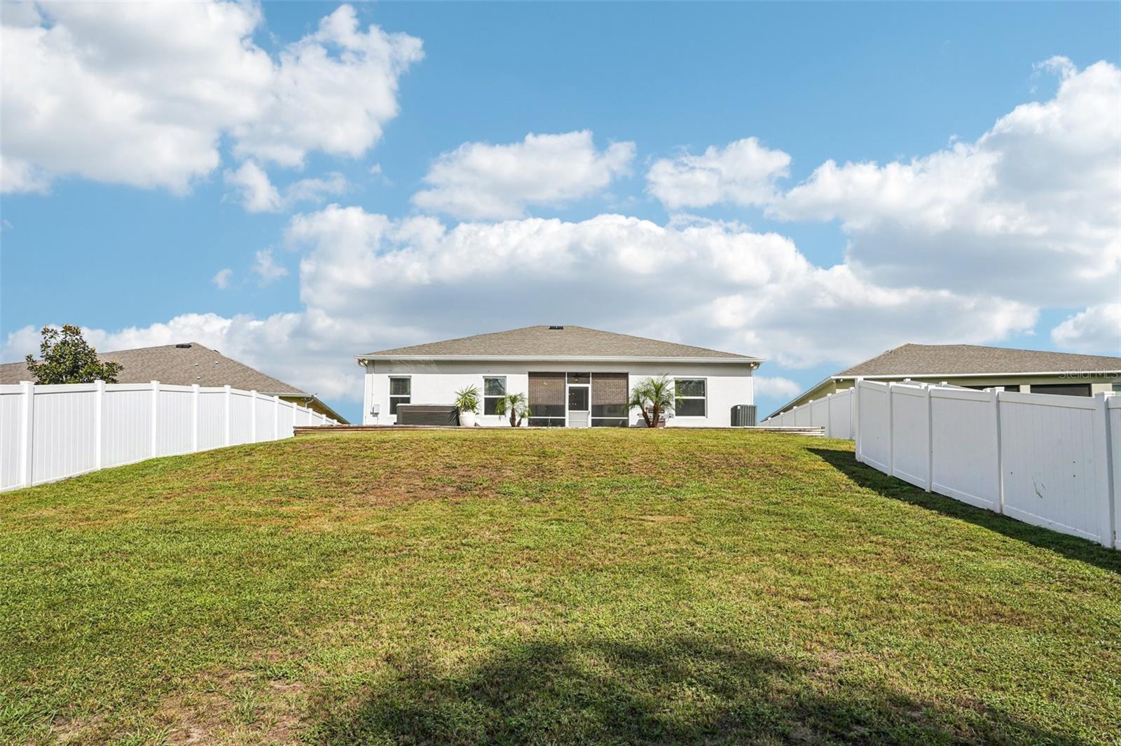 1813 FOREST GLEN DR