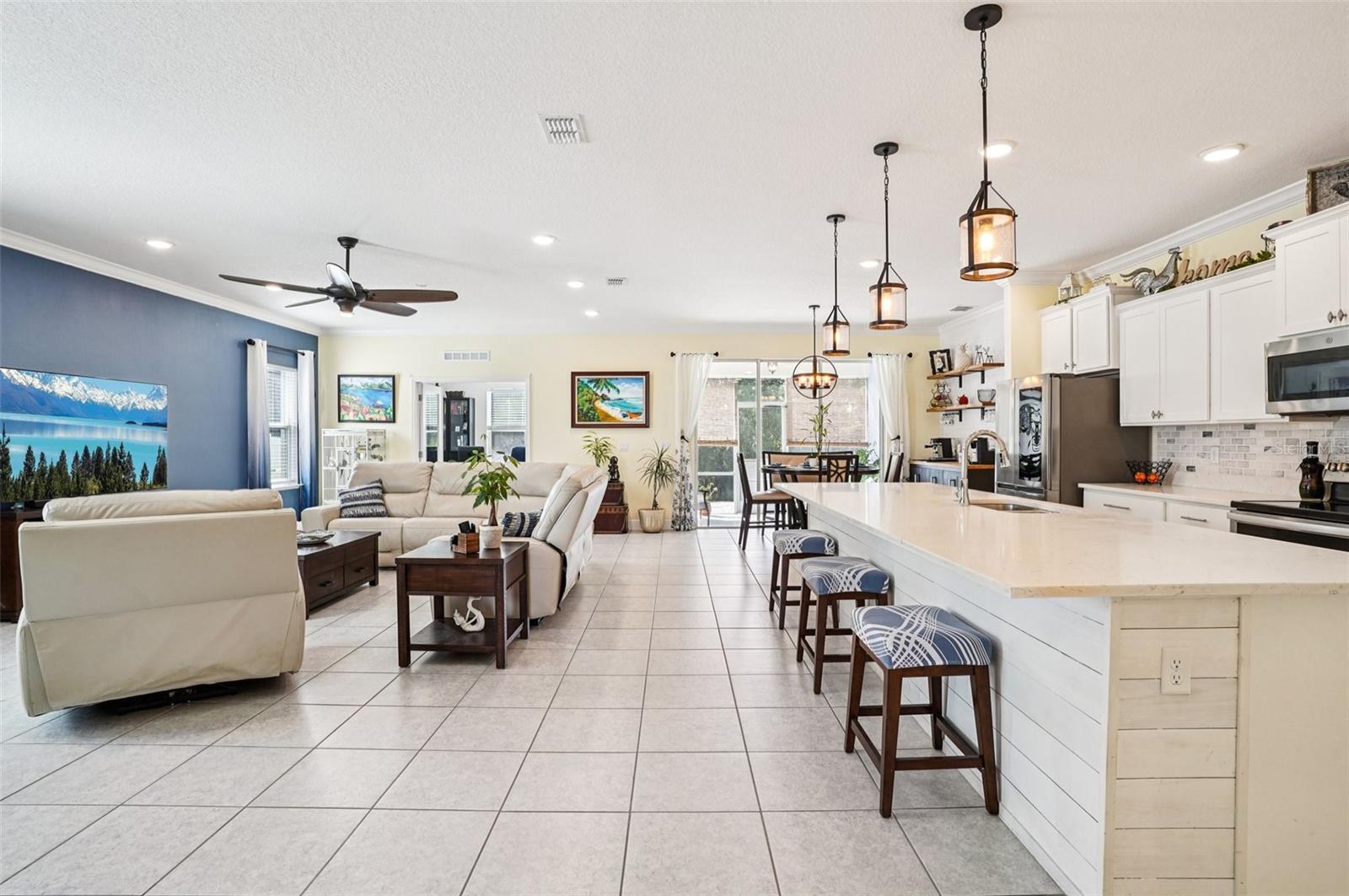 1813 FOREST GLEN DR