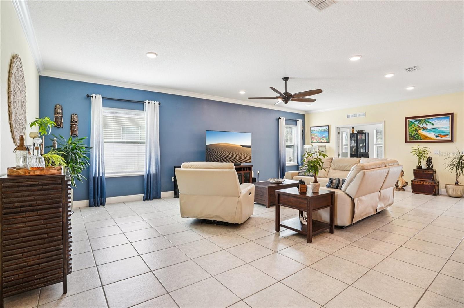1813 FOREST GLEN DR