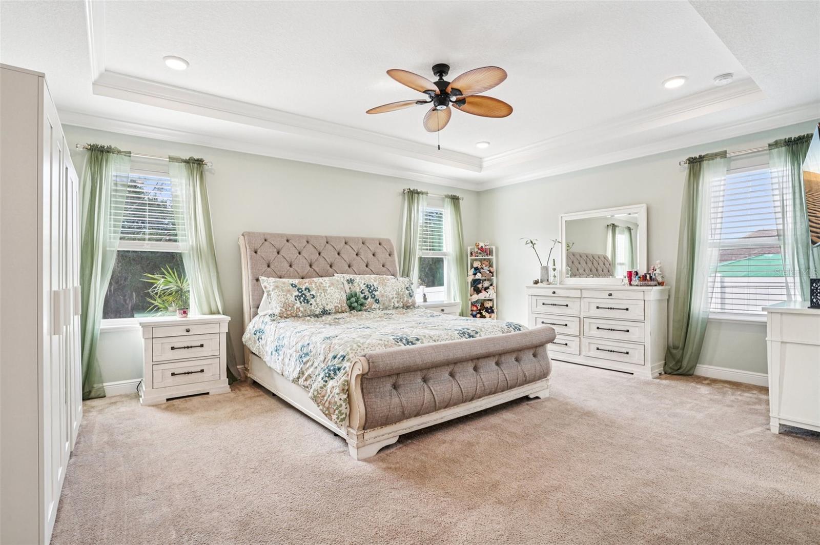 1813 FOREST GLEN DR