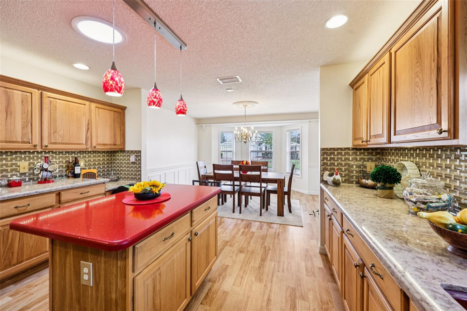 2762 MORVEN PARK WAY