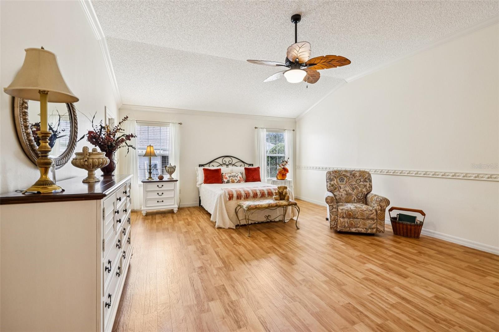 2762 MORVEN PARK WAY