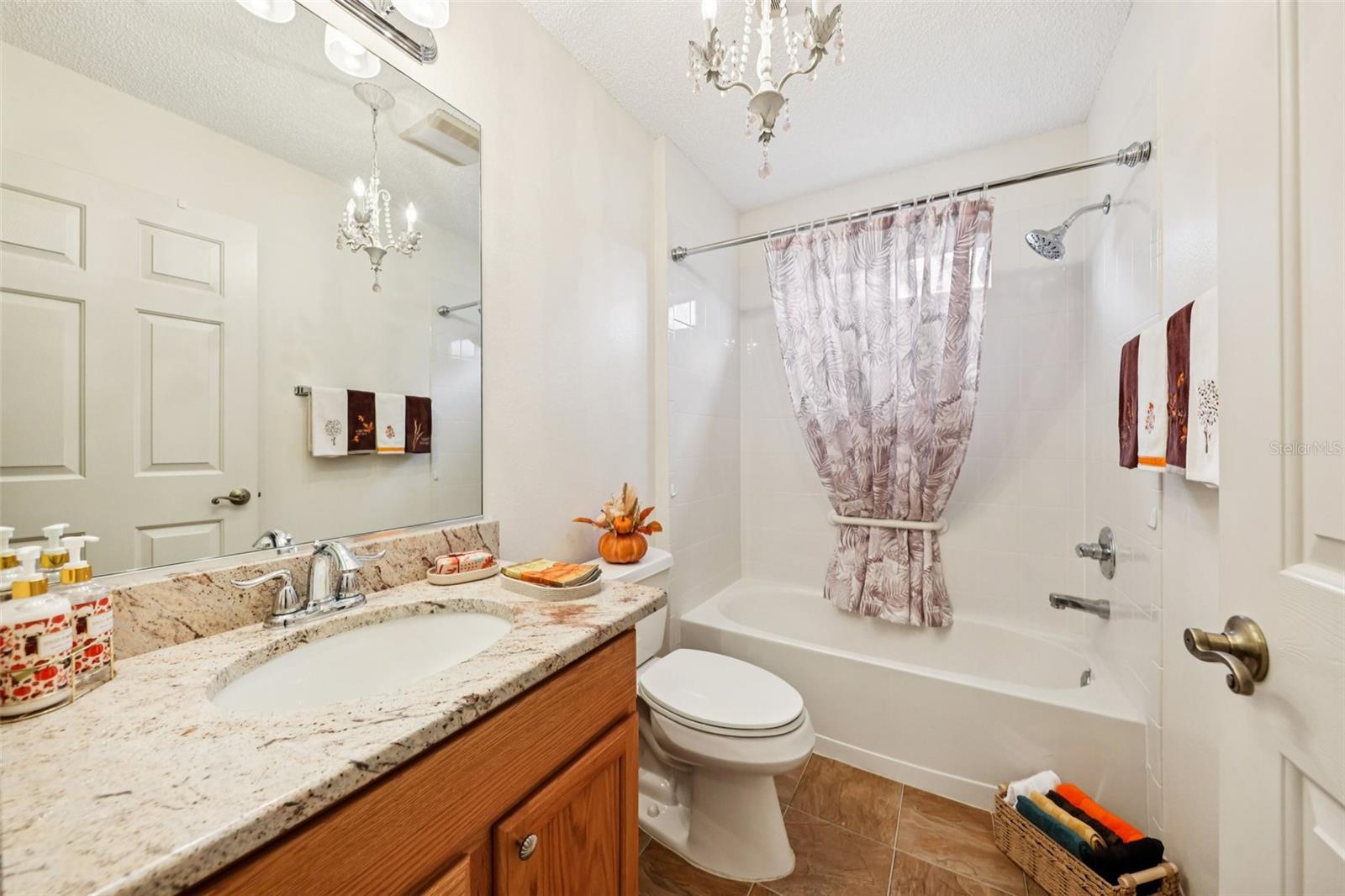 2762 MORVEN PARK WAY