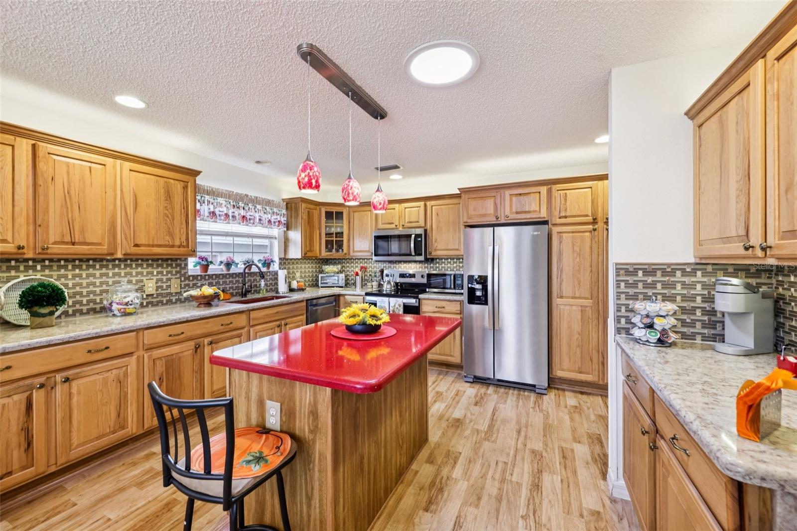 2762 MORVEN PARK WAY