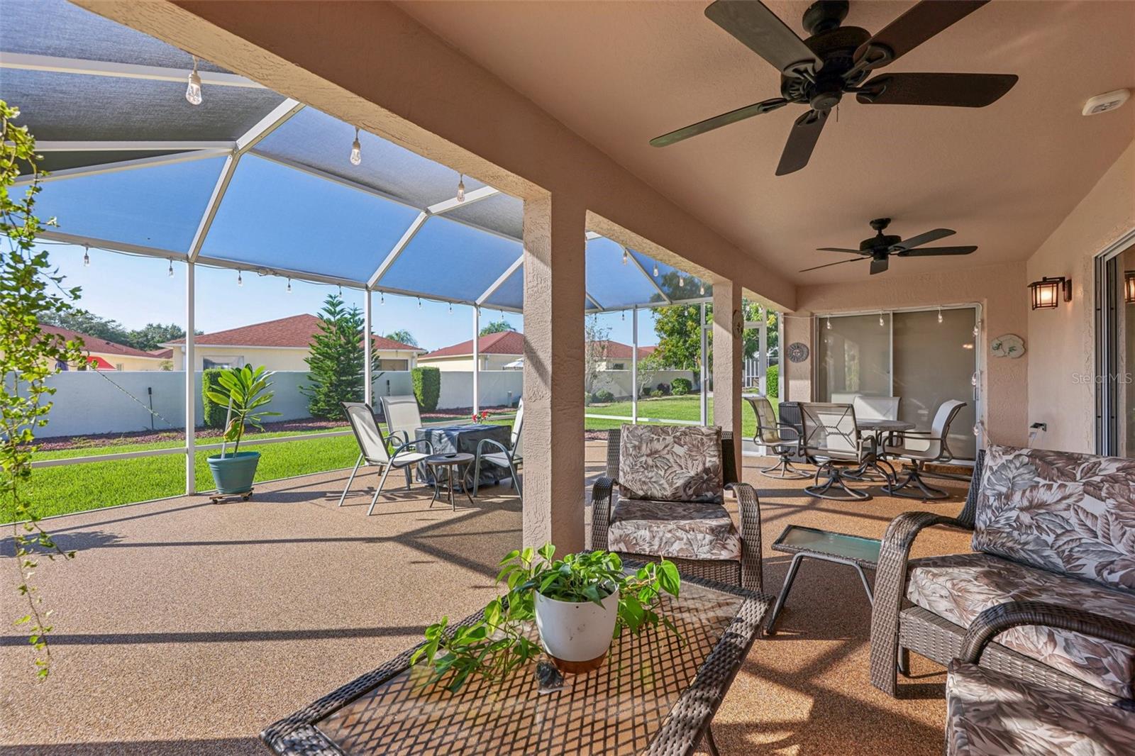 2012 SANTO DOMINGO DR