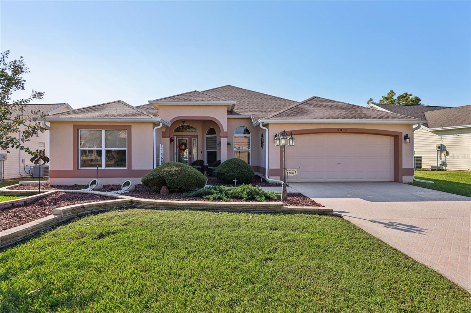 2012 SANTO DOMINGO DR