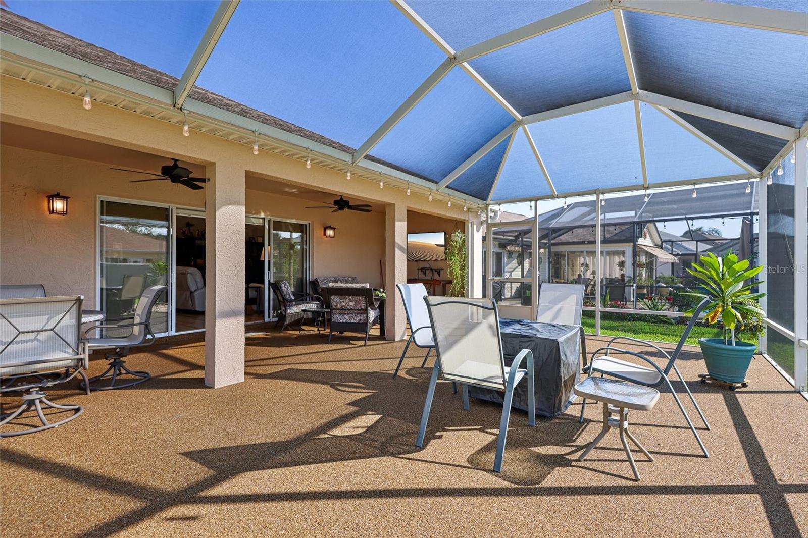 2012 SANTO DOMINGO DR