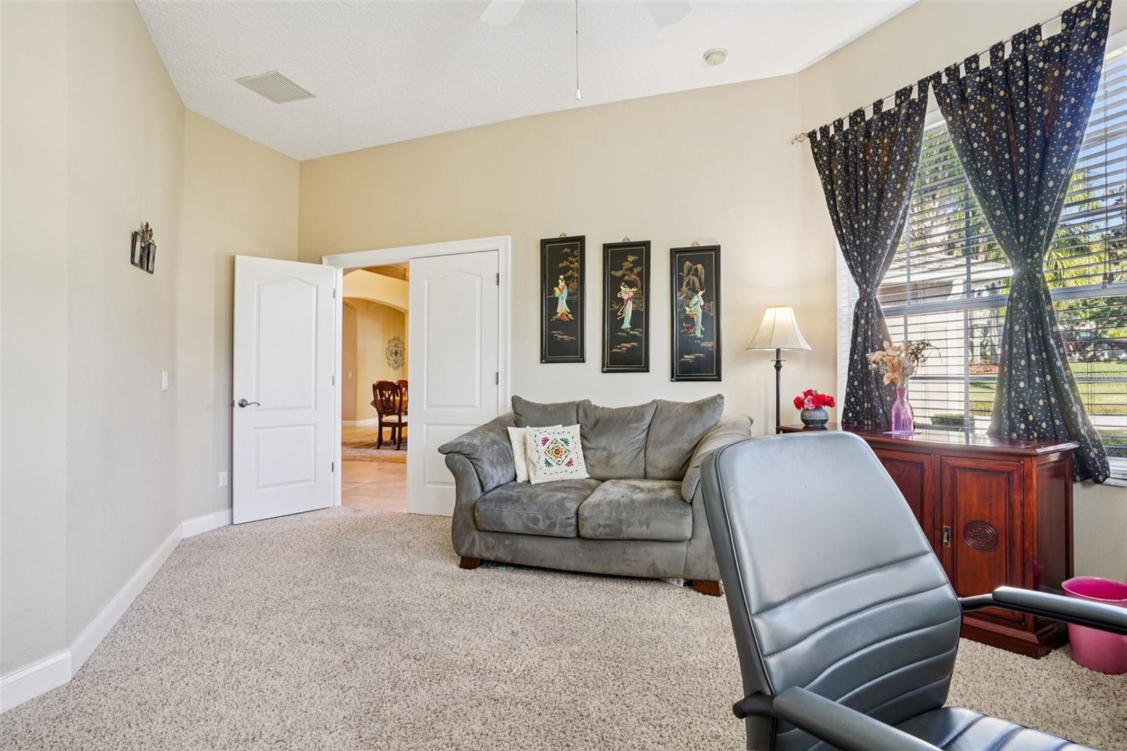 6114 TREMAYNE DR