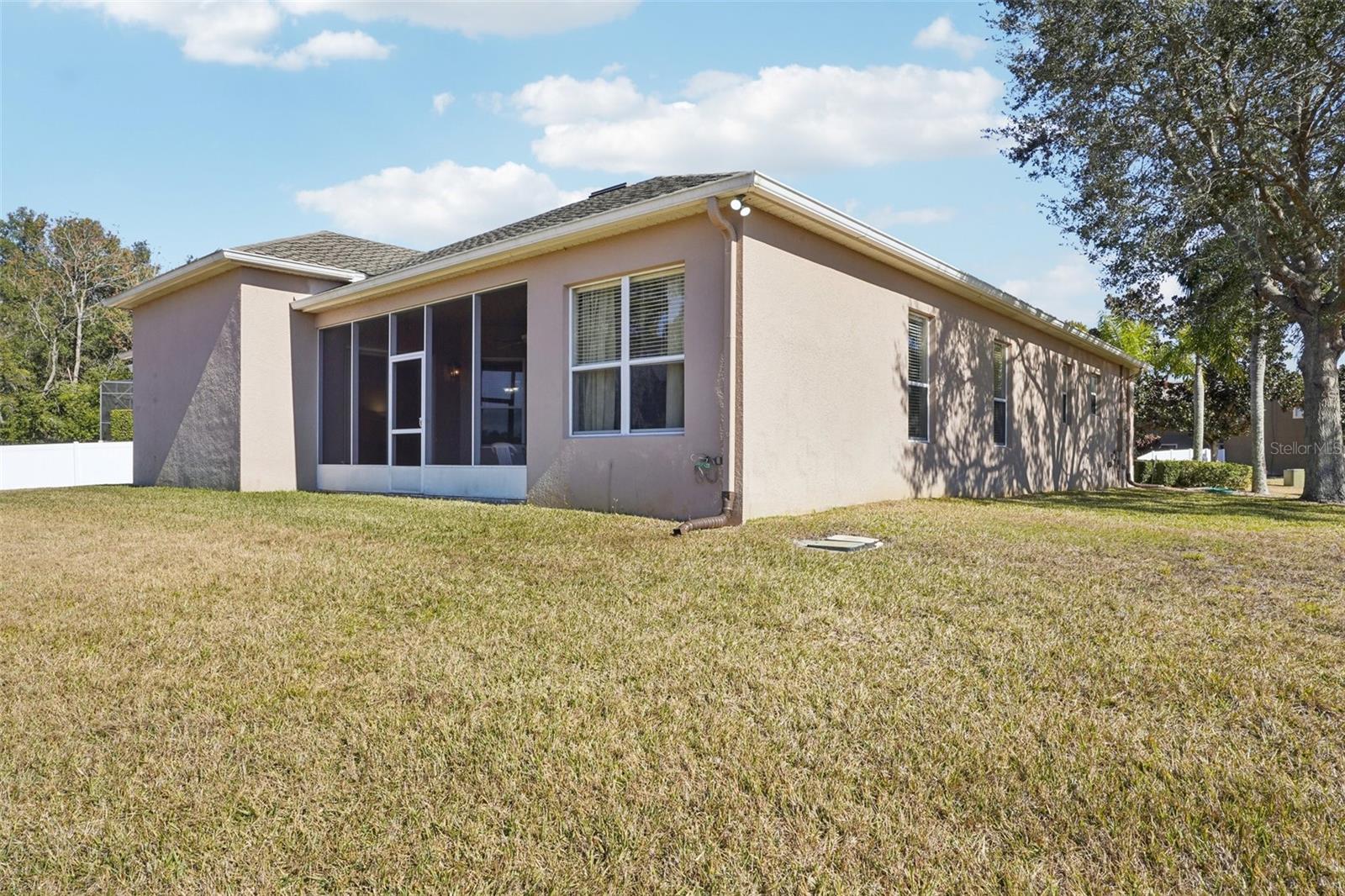6114 TREMAYNE DR