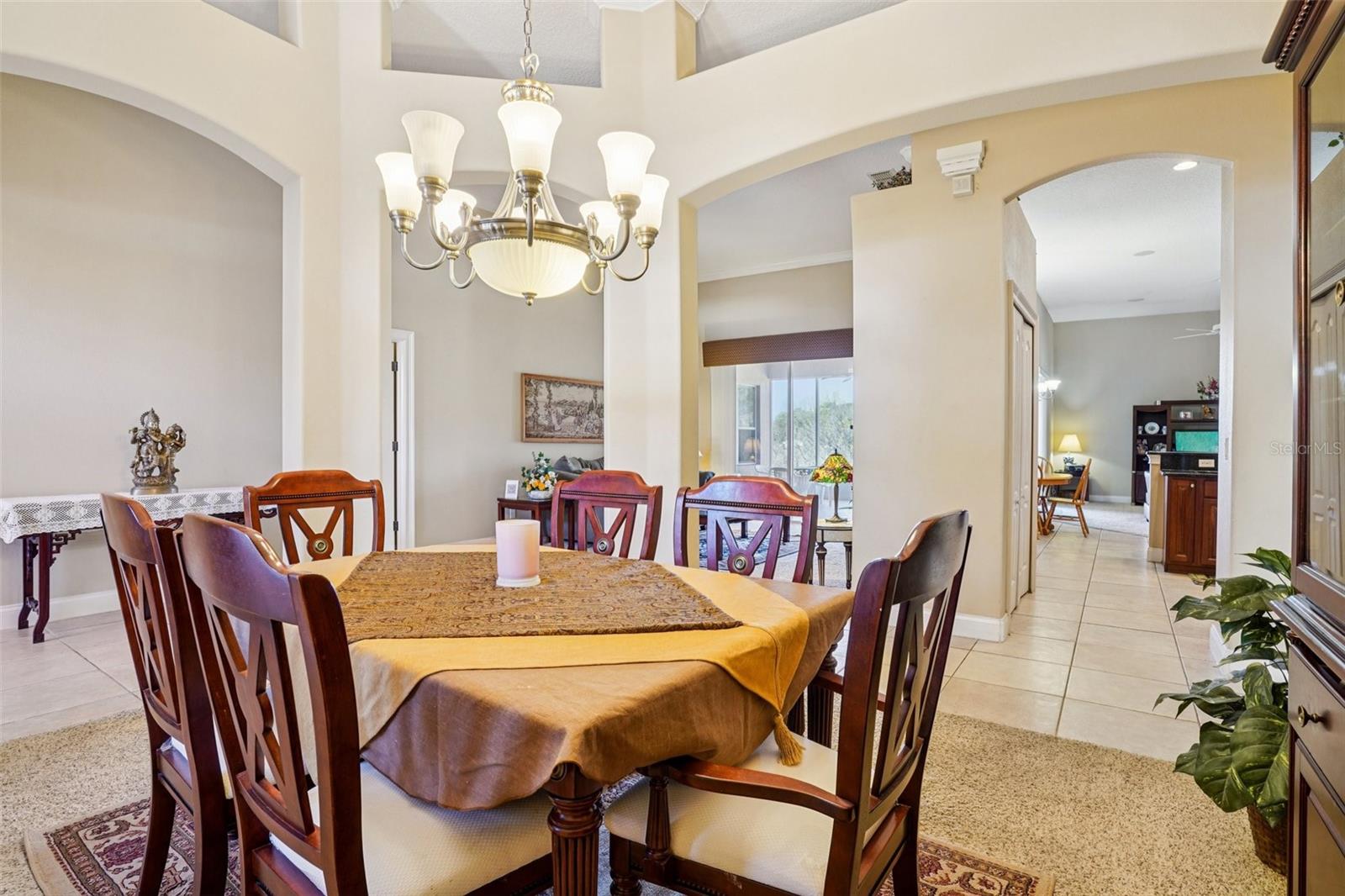 6114 TREMAYNE DR