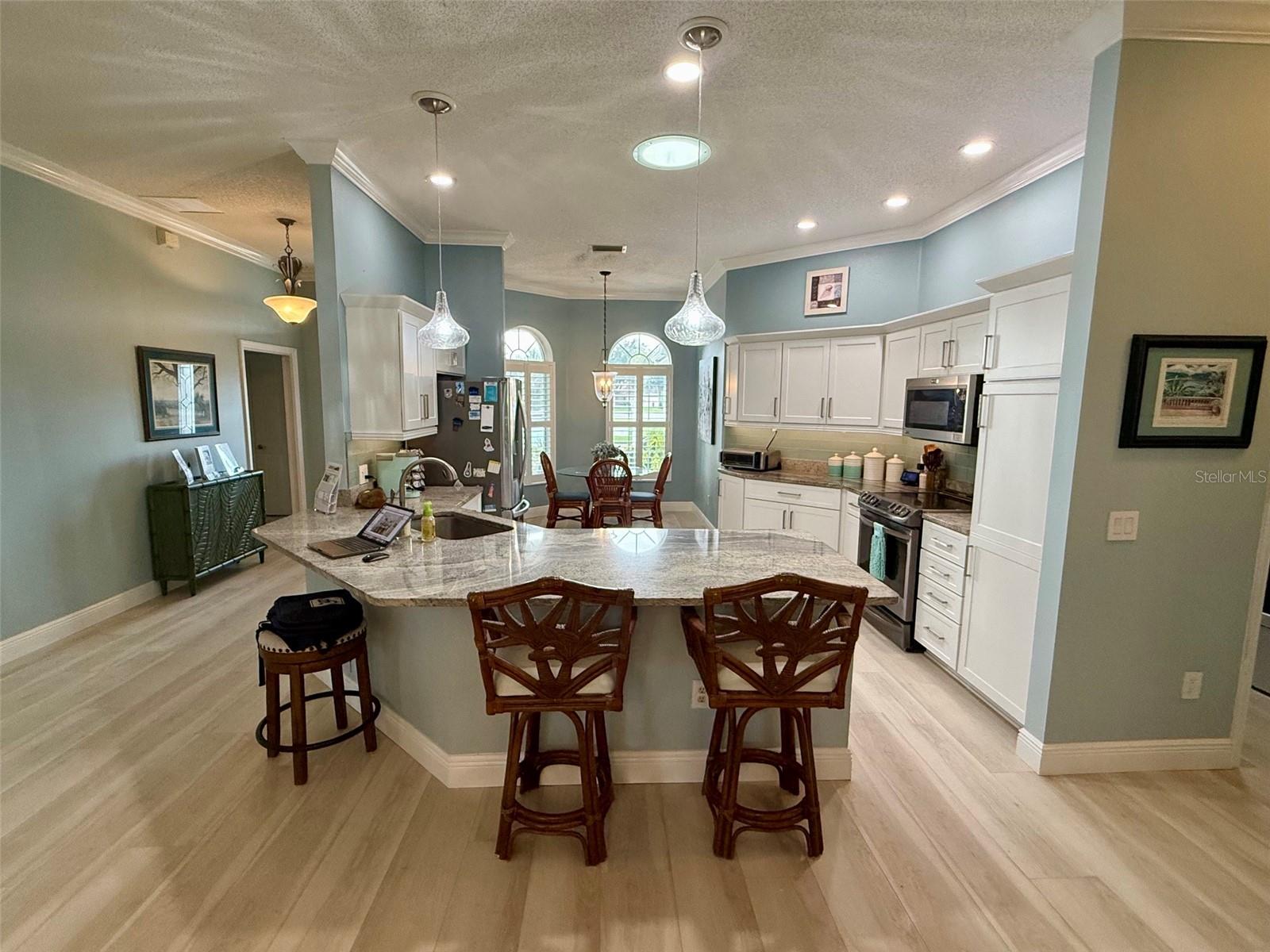 2837 GRANT WAY