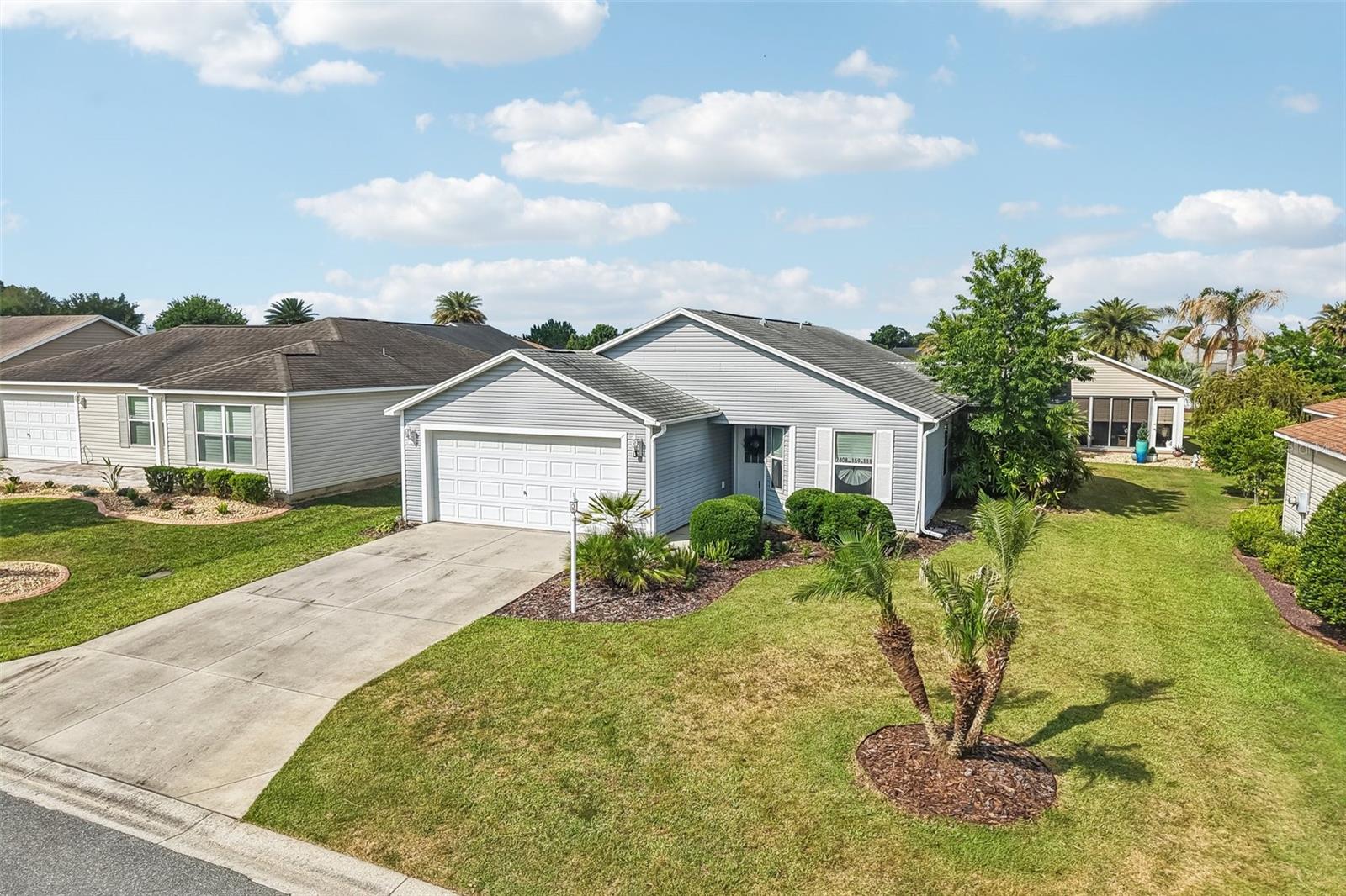 2408 CARRIAGE HILL WAY