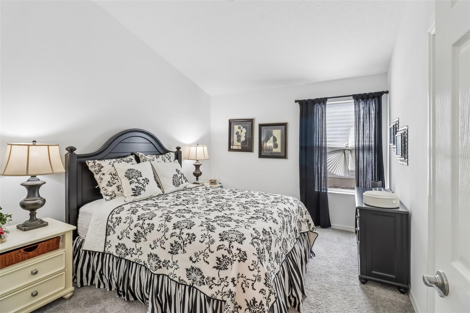2408 CARRIAGE HILL WAY