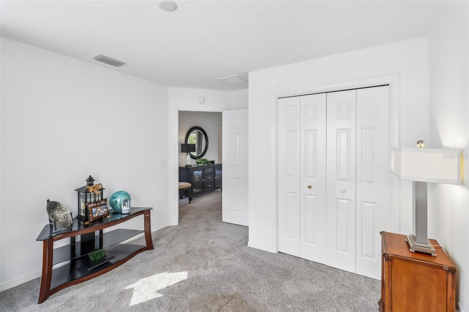 2408 CARRIAGE HILL WAY