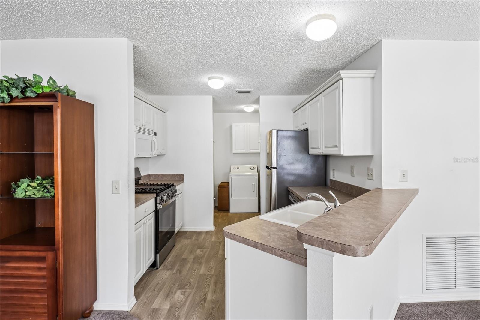 2019 THURMOND AVE
