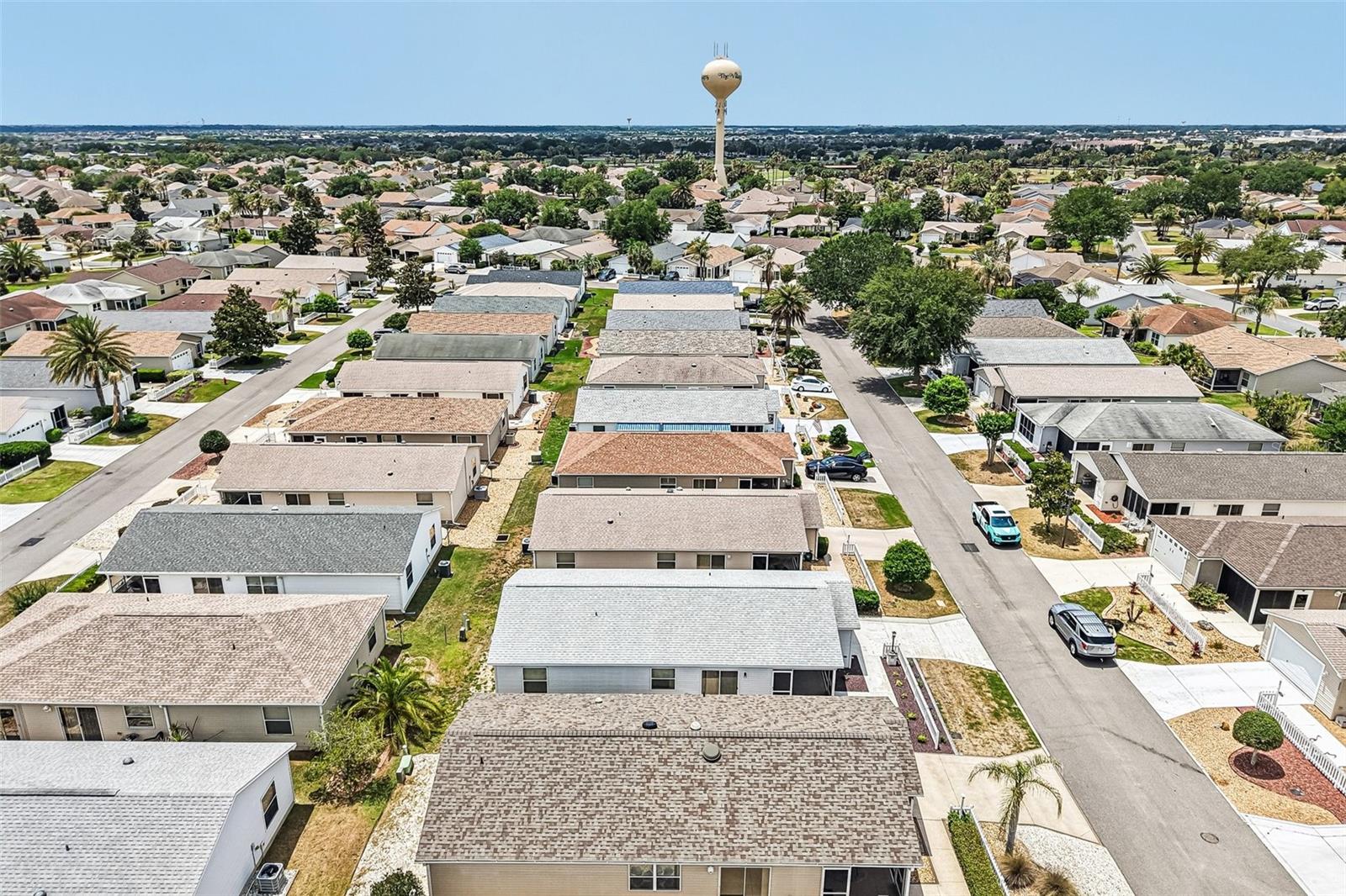 2561 BIRCH AVE