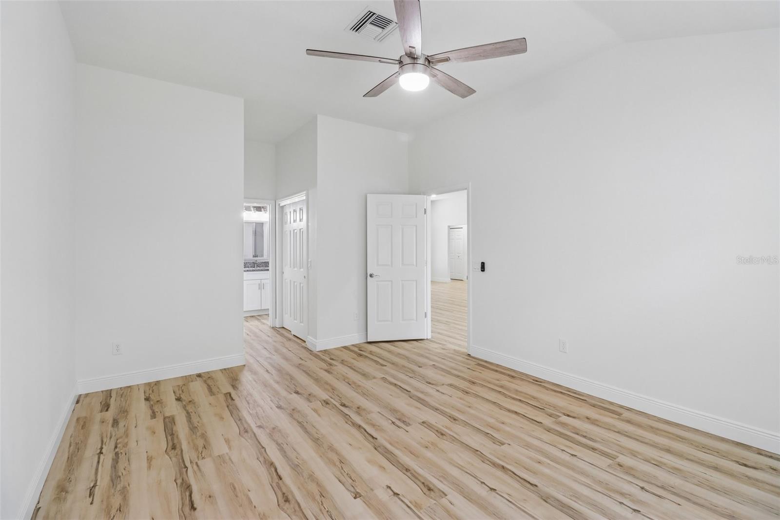 207 DESOTA CT