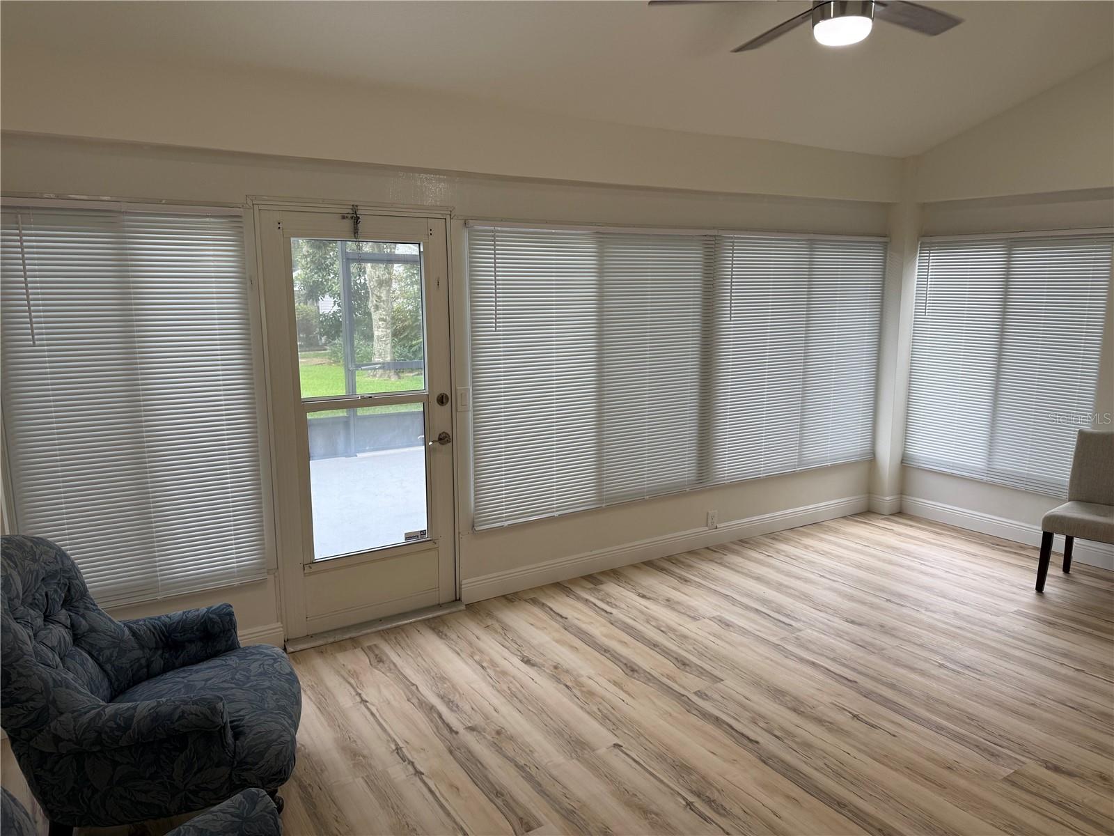 207 DESOTA CT
