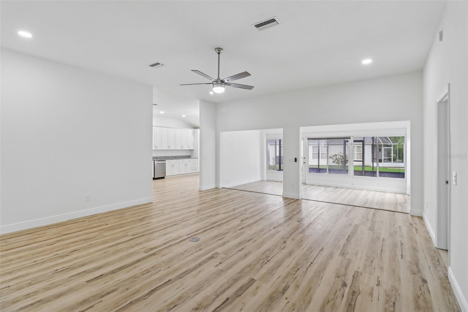 207 DESOTA CT