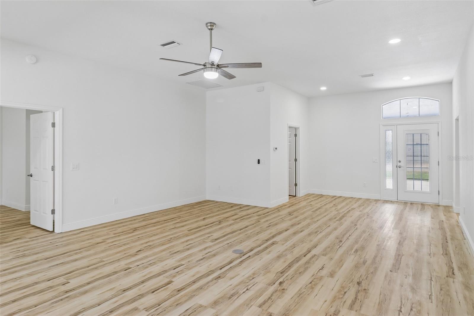 207 DESOTA CT