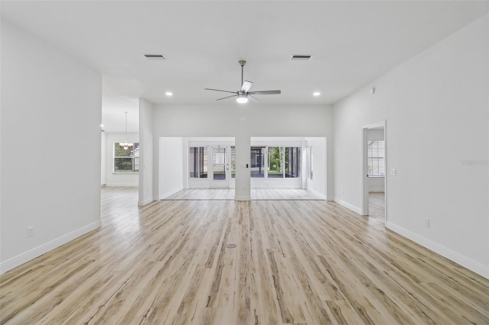 207 DESOTA CT