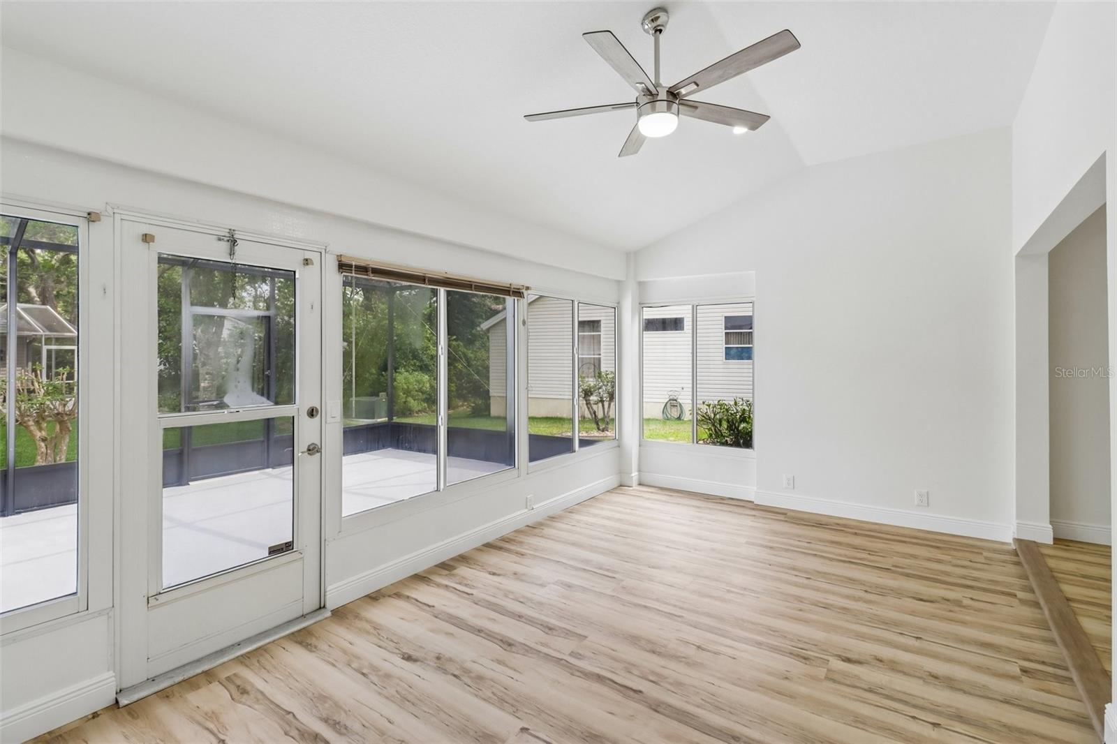 207 DESOTA CT
