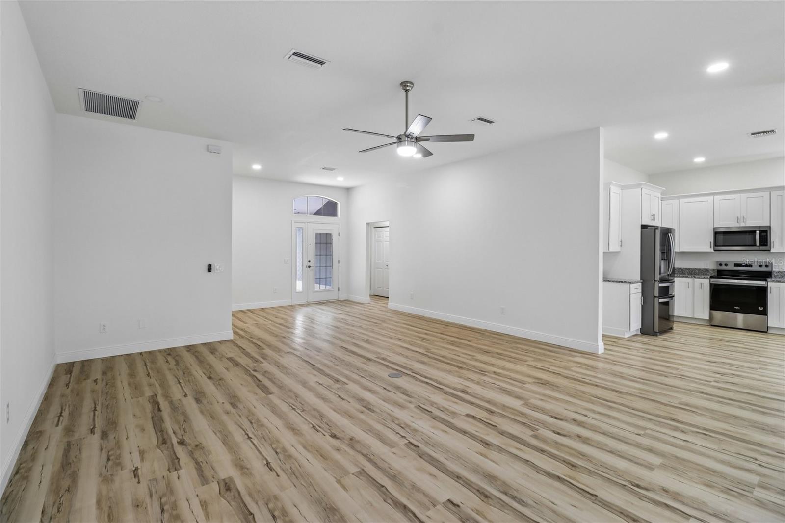 207 DESOTA CT