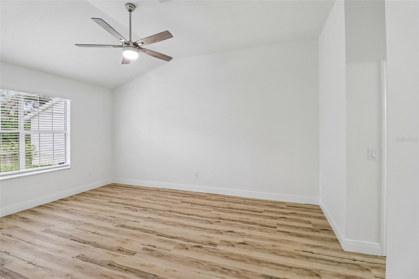 207 DESOTA CT