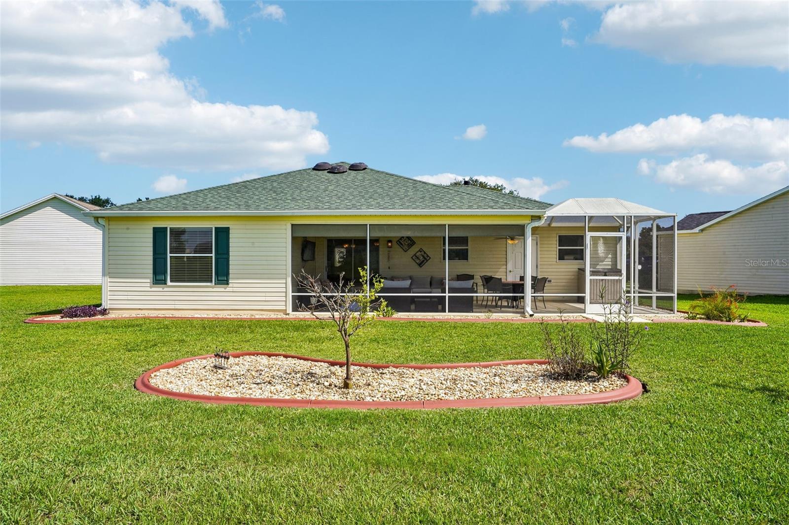 917 EASTMONT CT
