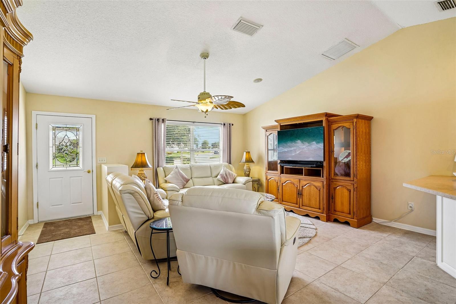 917 EASTMONT CT