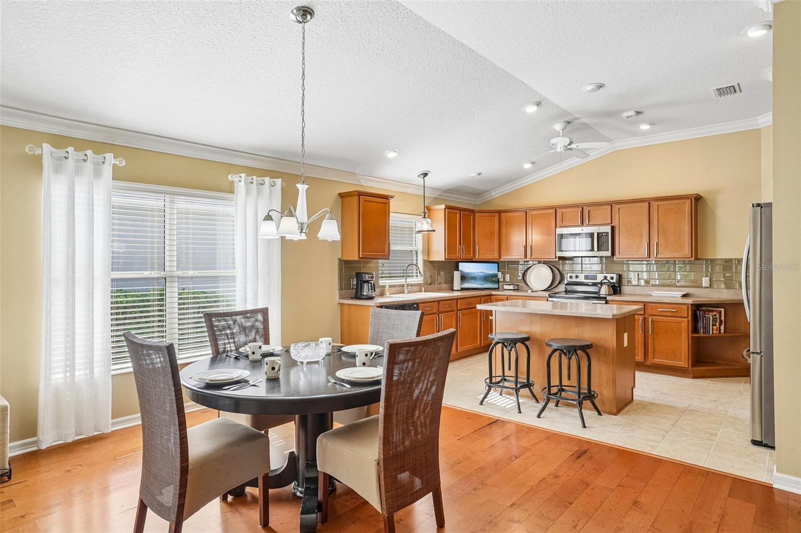 583 ARTEAGA WAY