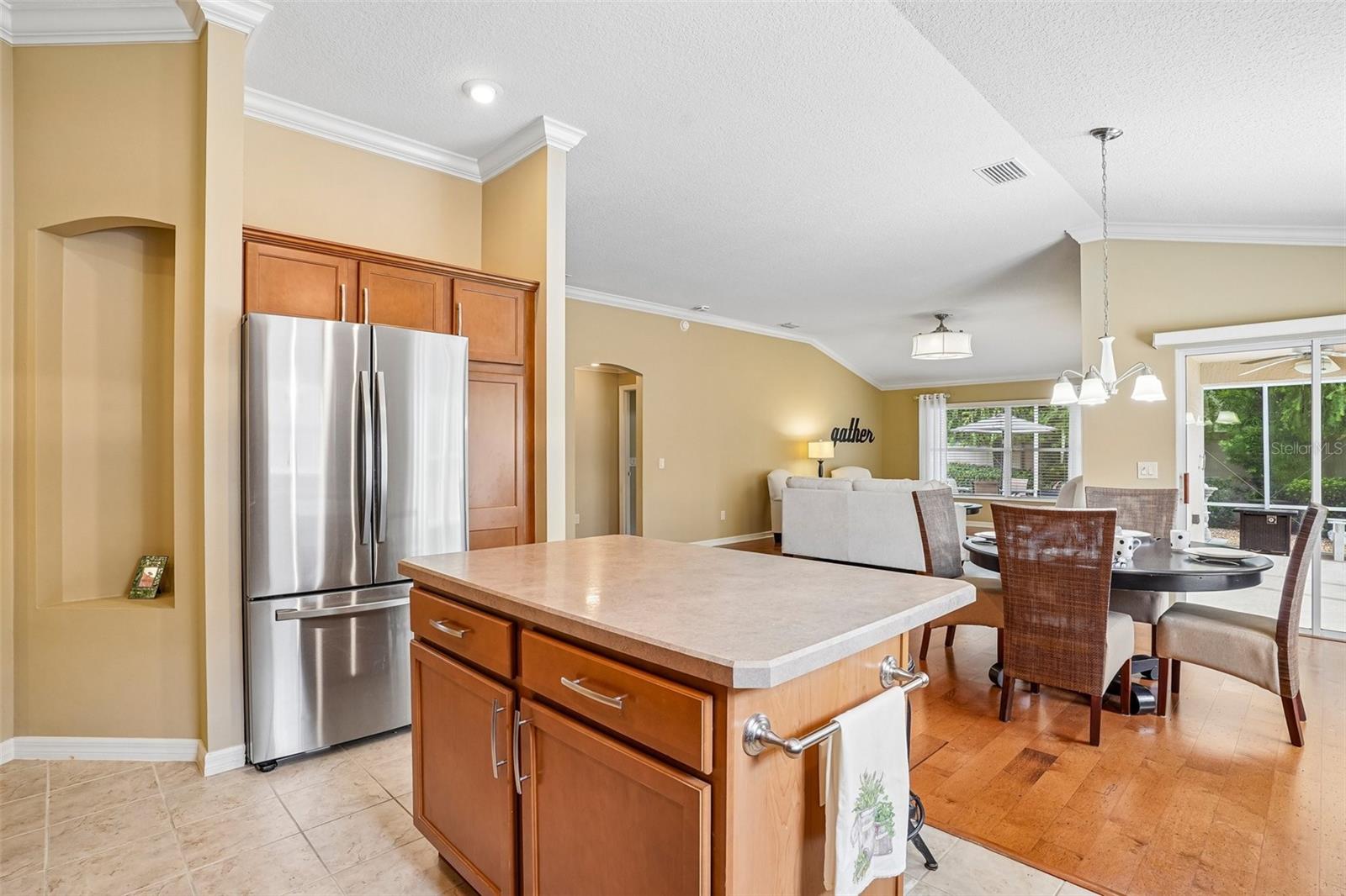 583 ARTEAGA WAY