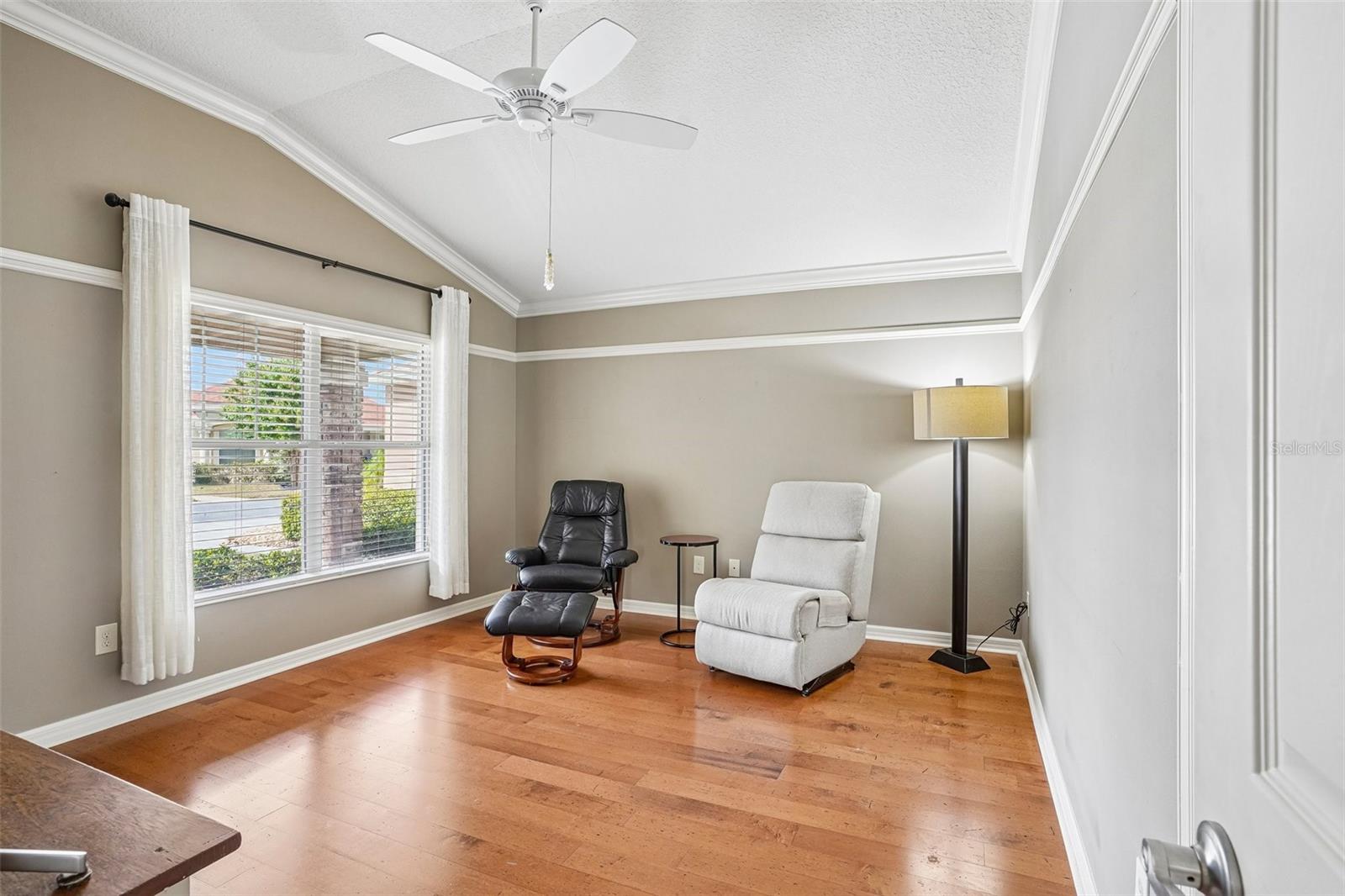 583 ARTEAGA WAY