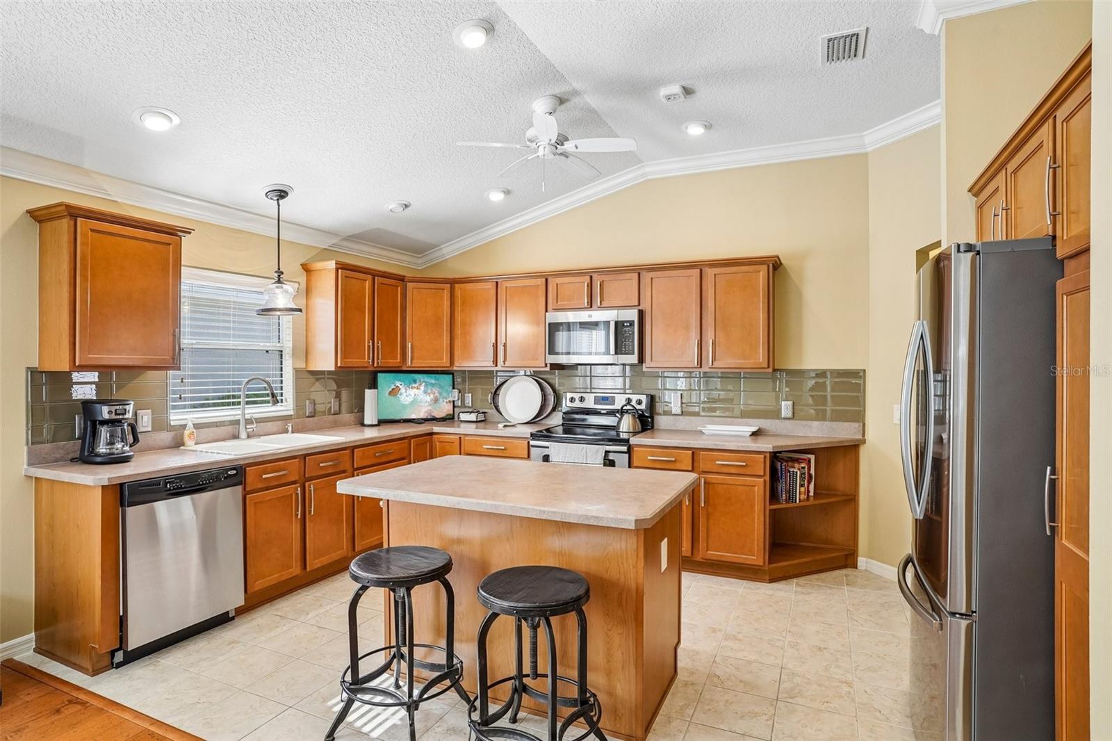 583 ARTEAGA WAY