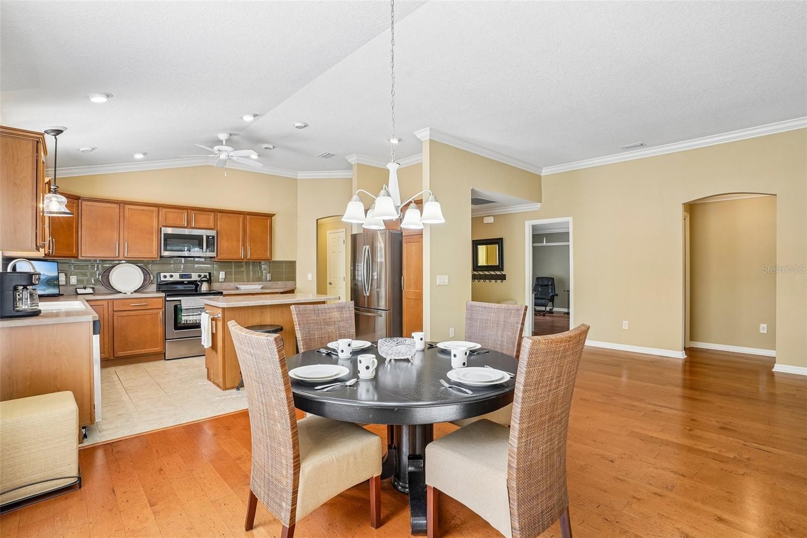 583 ARTEAGA WAY