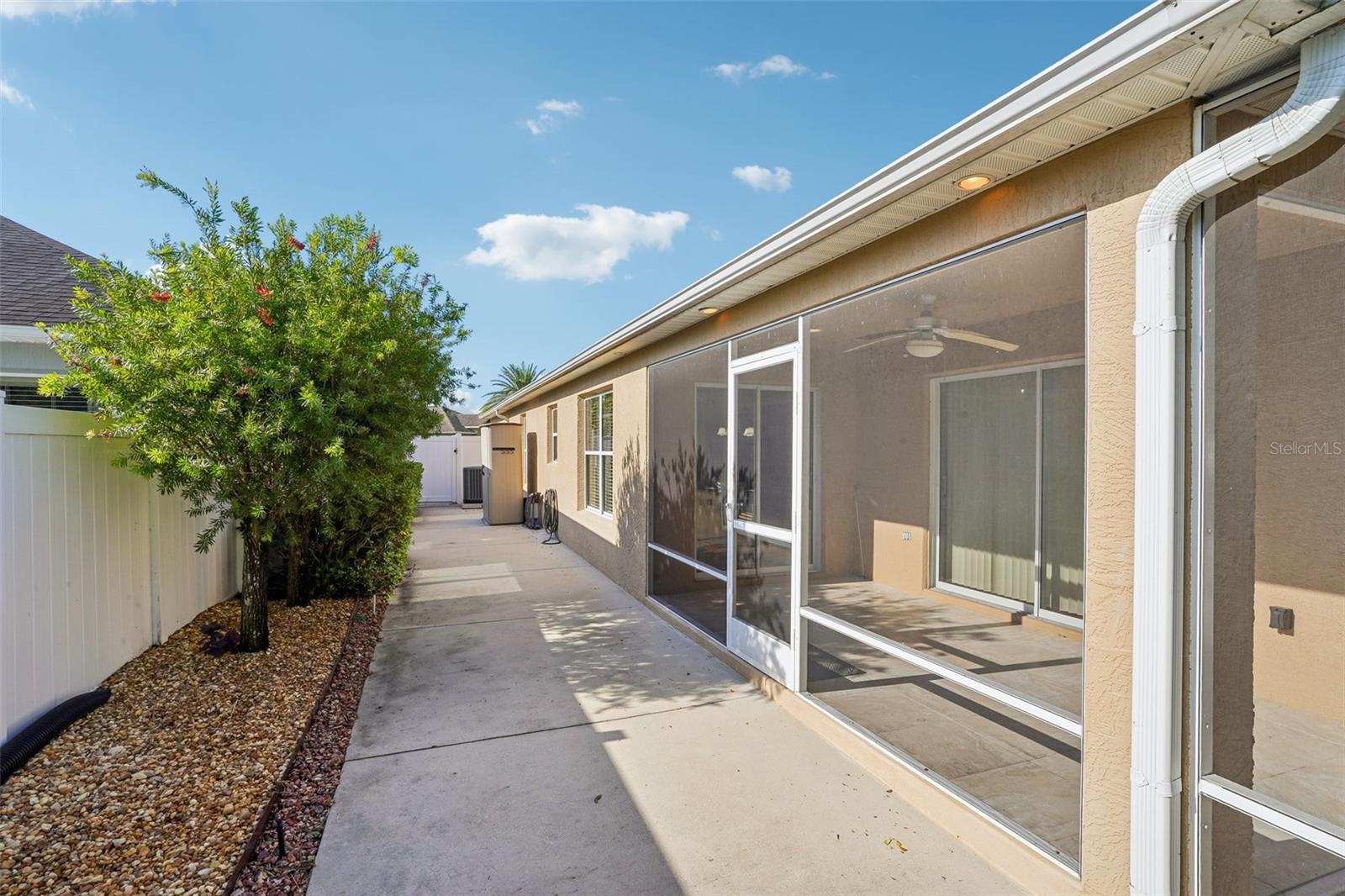 583 ARTEAGA WAY