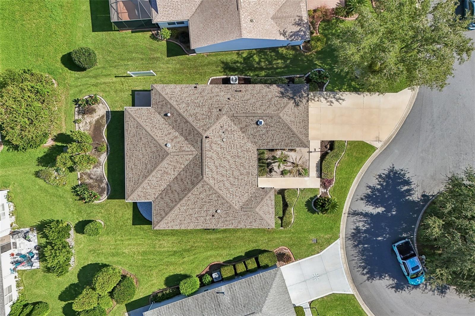 928 EASTMONT CT
