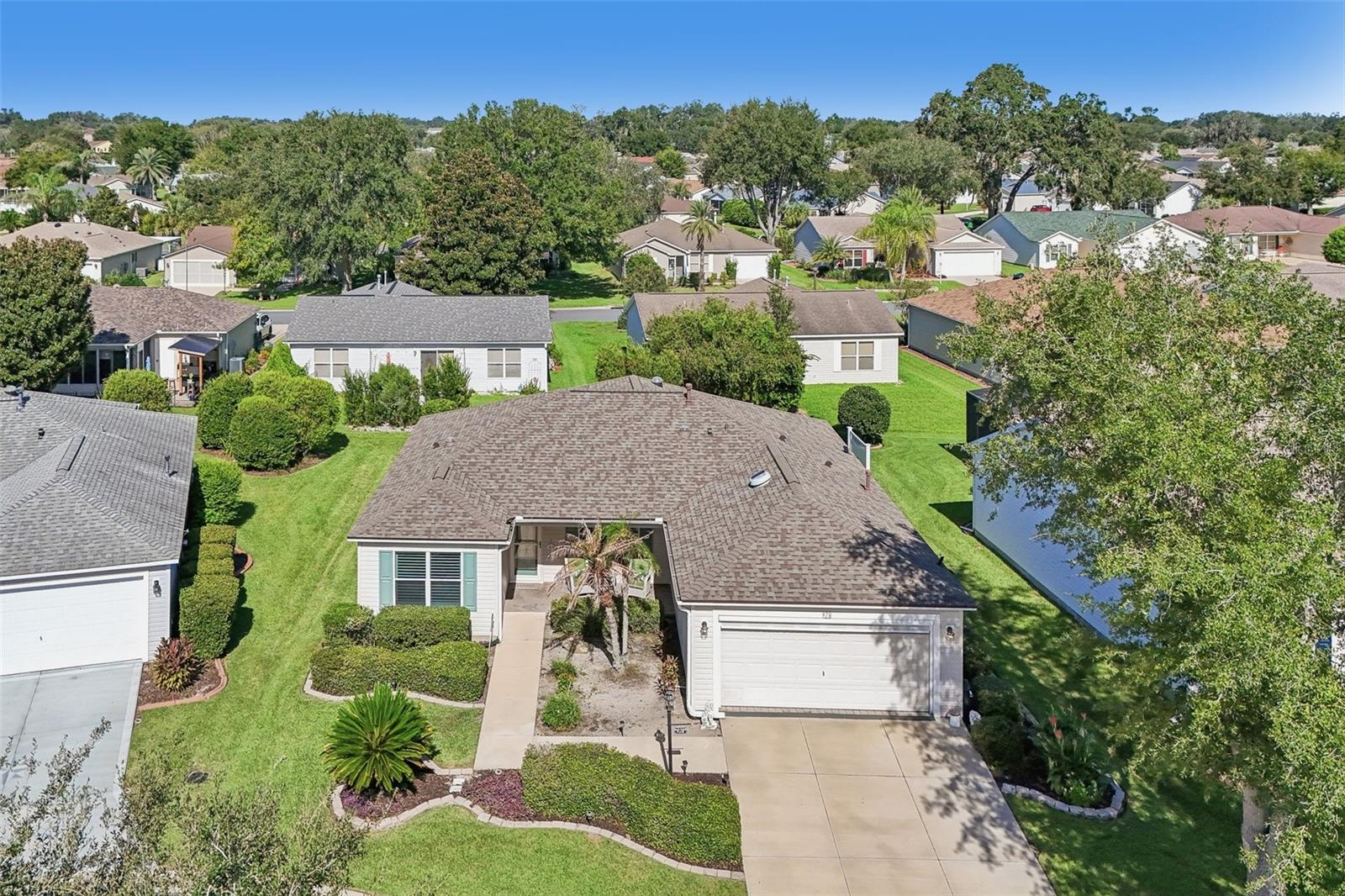 928 EASTMONT CT