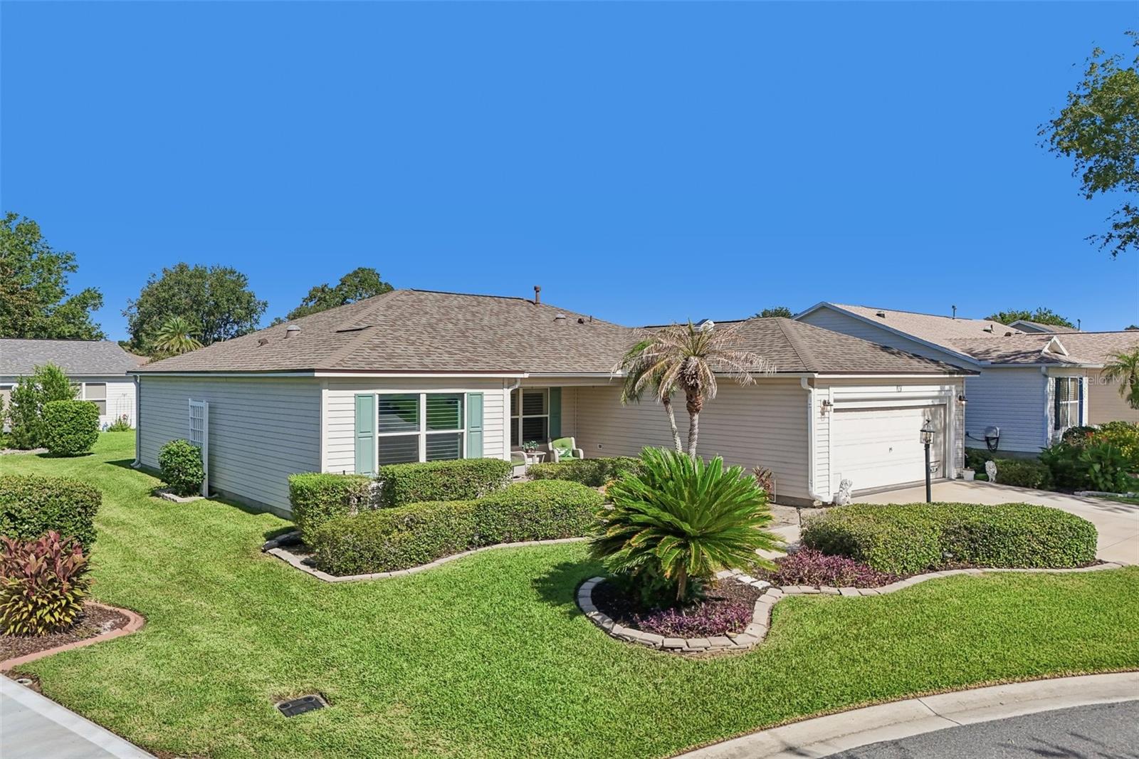 928 EASTMONT CT