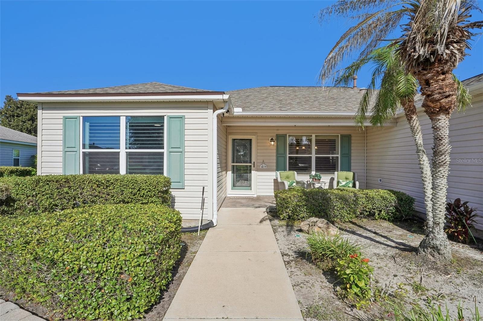928 EASTMONT CT