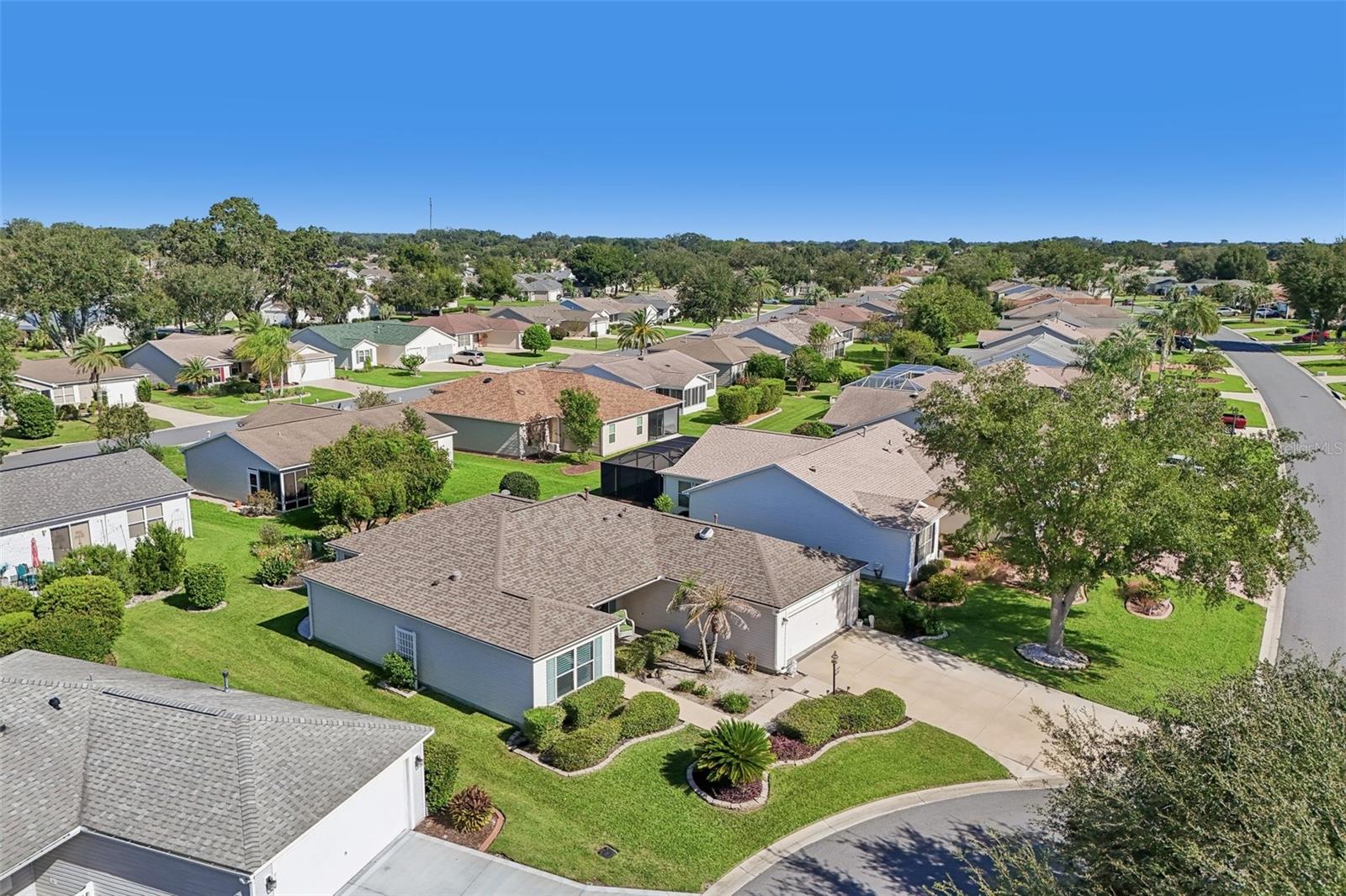 928 EASTMONT CT