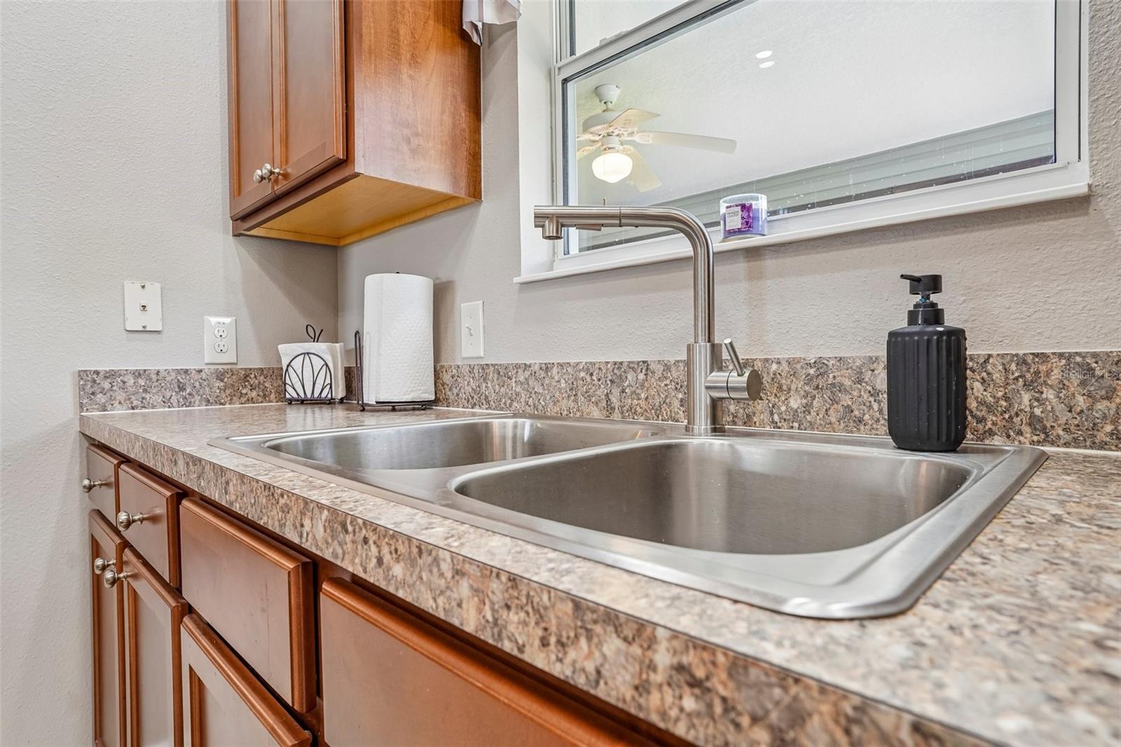 2146 HOPESPRING LOOP