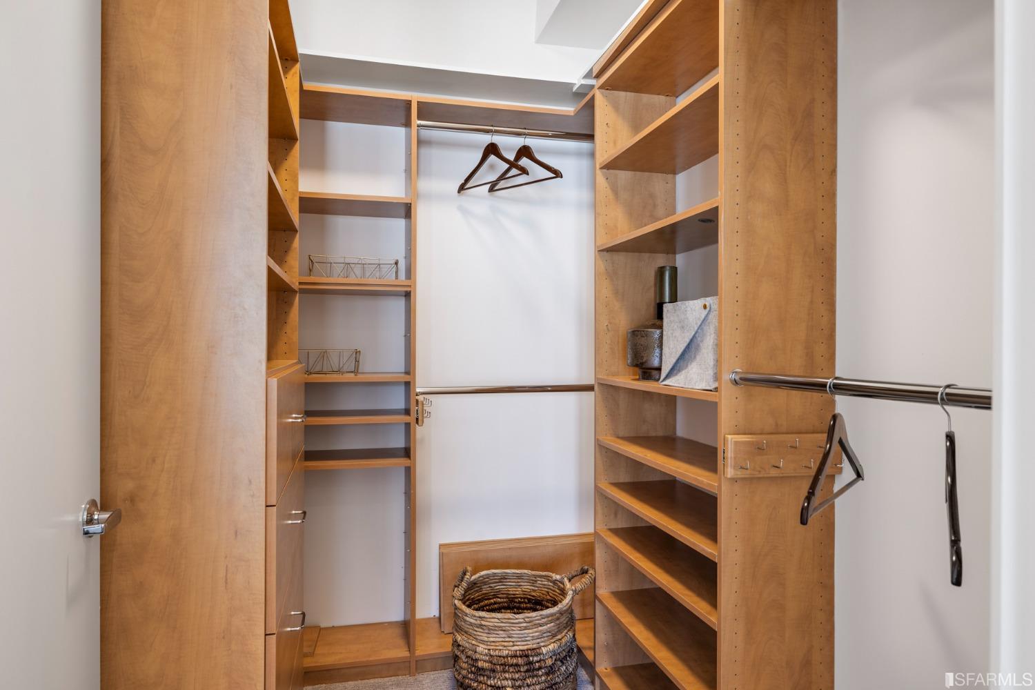 1734 Lombard Street Unit: 8