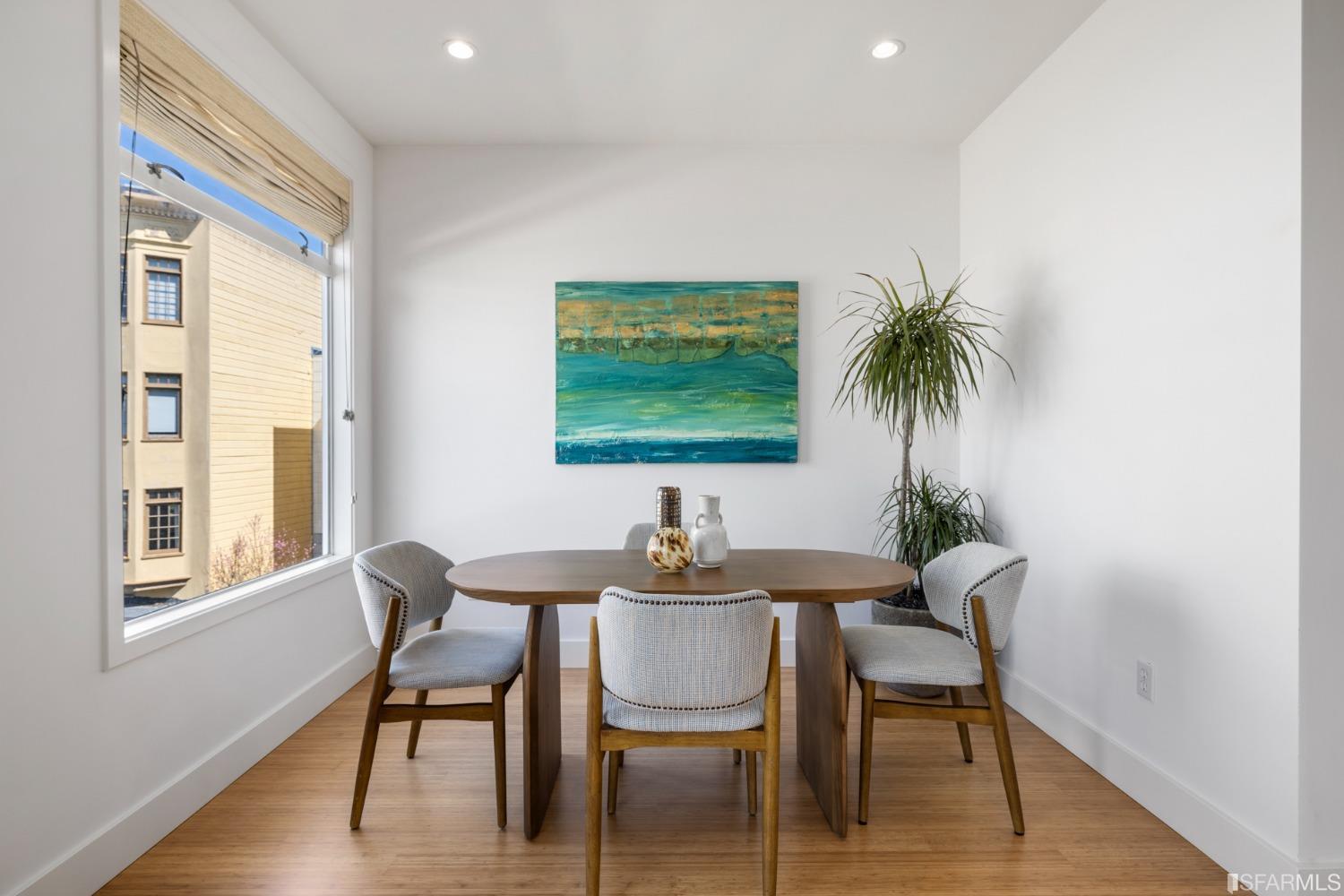 1734 Lombard Street Unit: 8