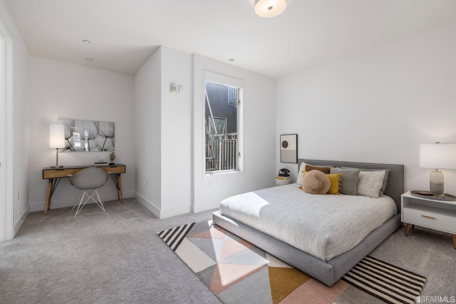 1734 Lombard Street Unit: 8