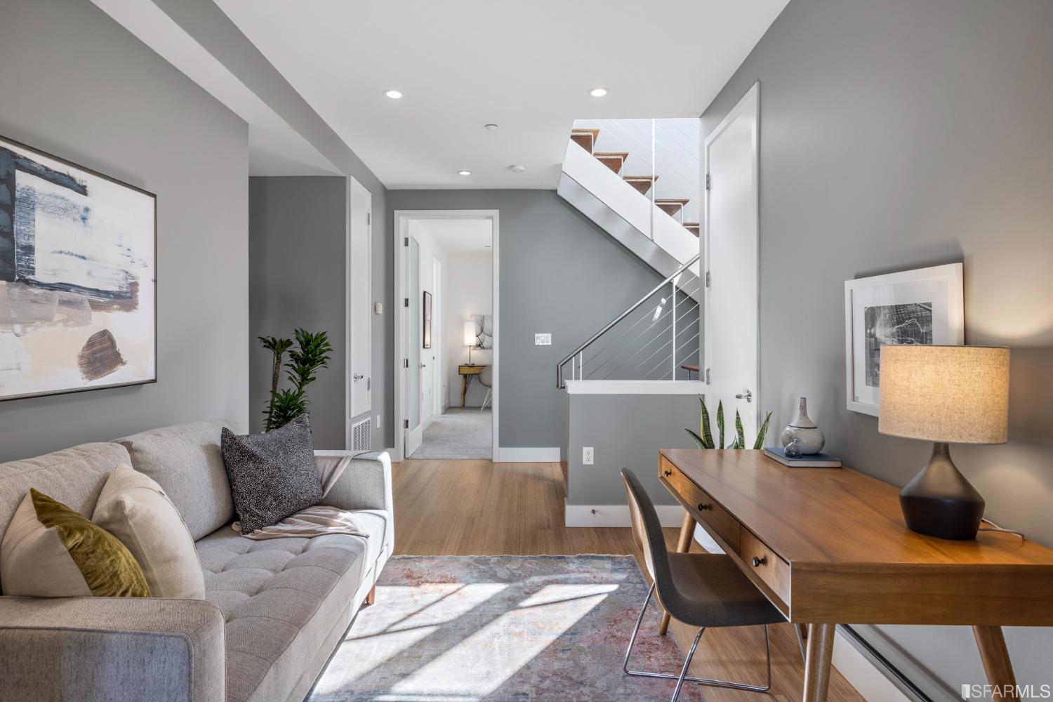 1734 Lombard Street Unit: 8