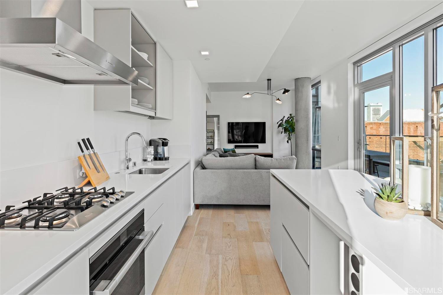 1545 Pine Street # 509