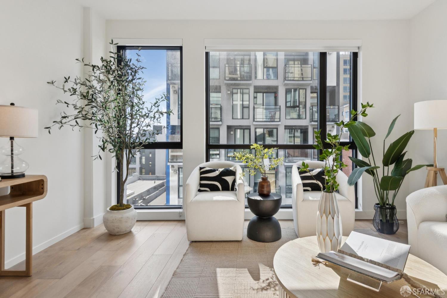 1433 Bush Street # 504