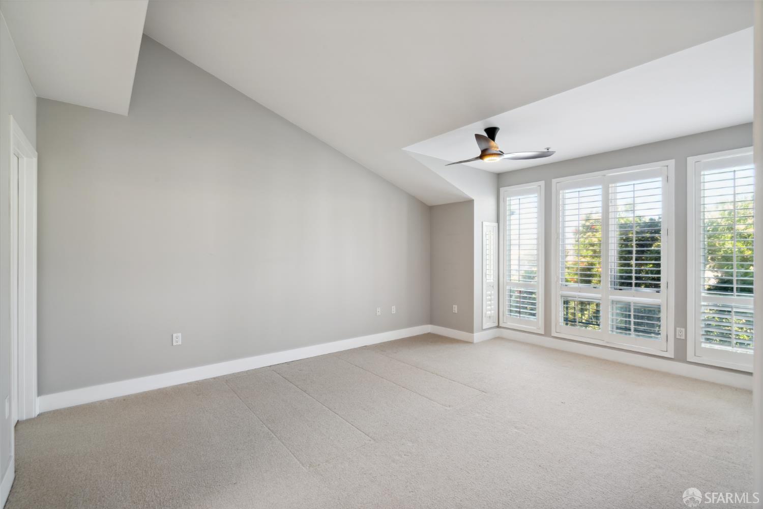 8 Landers Street # 401
