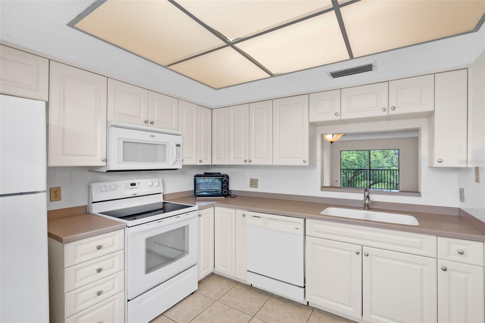 860 VIRGINIA ST #304